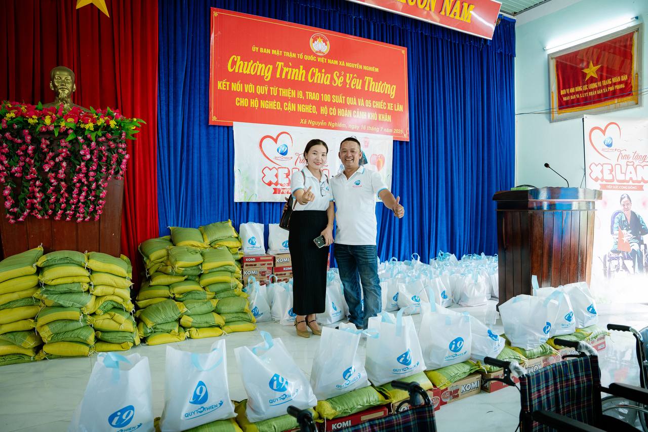 Hình ảnh các trận đá gà 6789 trực tiếp sôi động